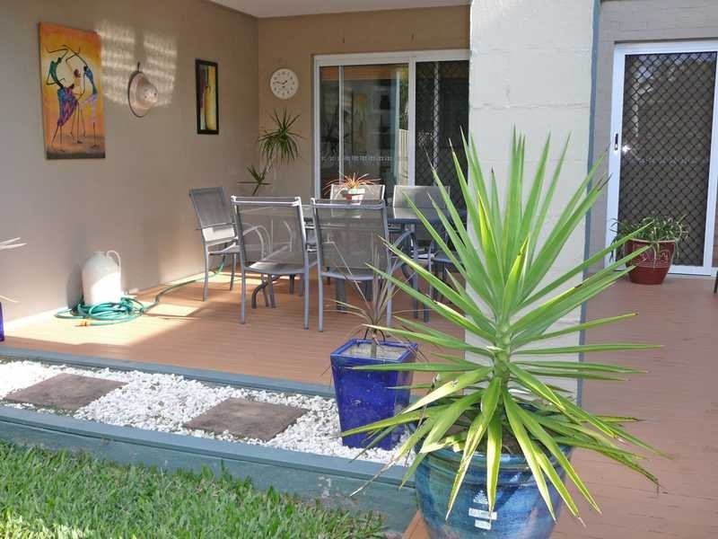 Elanora QLD 4221