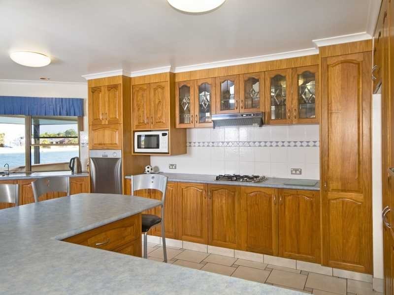 19 Diplacus Drive, Palm Beach QLD 4221