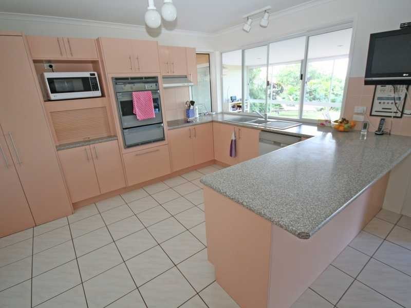 16 Bob Barnard Drive, Tugun QLD 4224