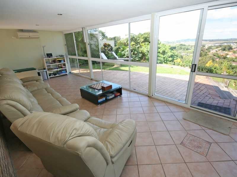 16 Bob Barnard Drive, Tugun QLD 4224