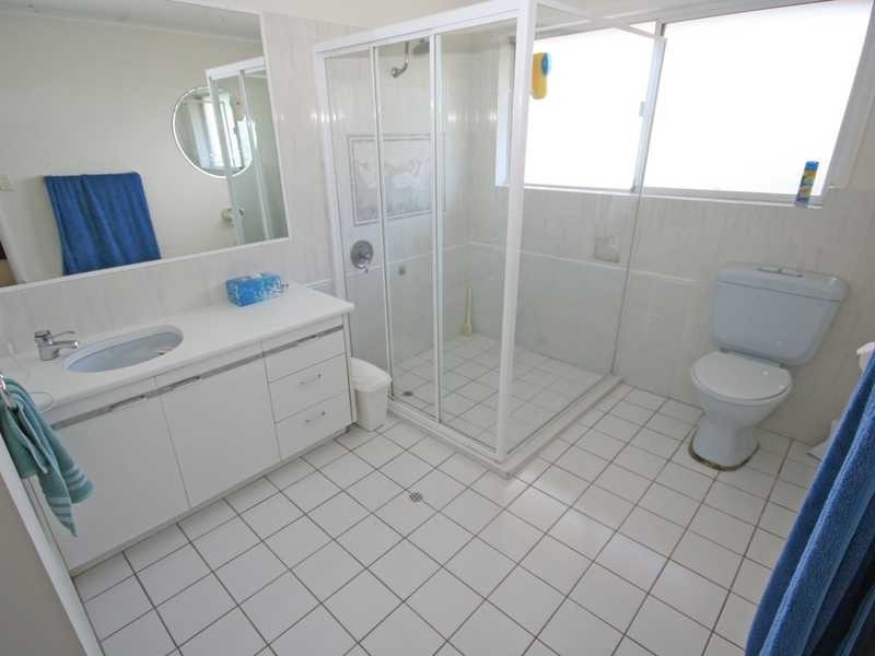 16 Bob Barnard Drive, Tugun QLD 4224