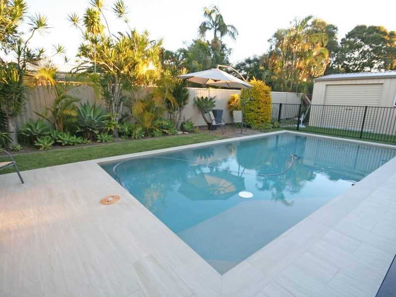 253 Mallawa Drive, Palm Beach QLD 4221