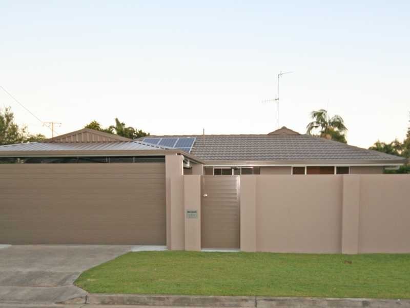 253 Mallawa Drive, Palm Beach QLD 4221