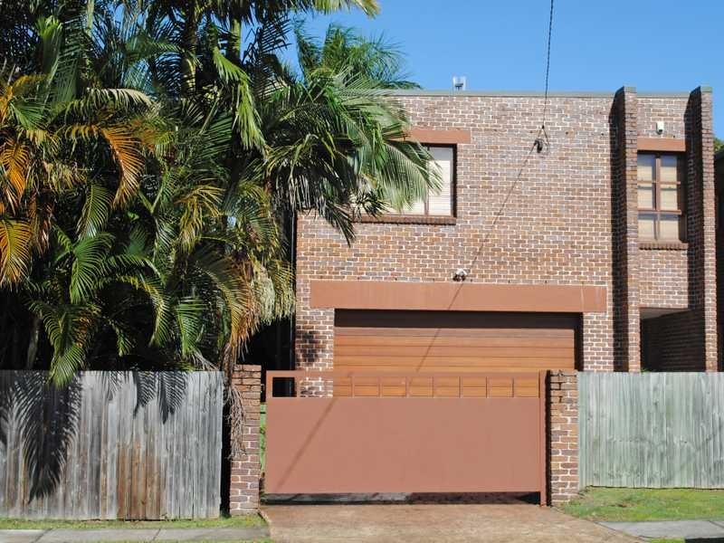 21 Boundary Street, Currumbin Waters QLD 4223