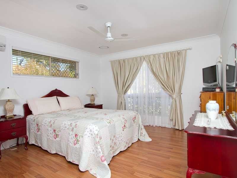 29 Ottelia Drive, Elanora QLD 4221