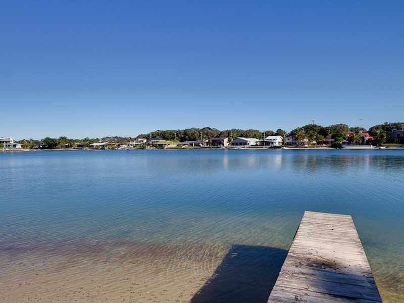 82 Parnki Parade, Palm Beach QLD 4221