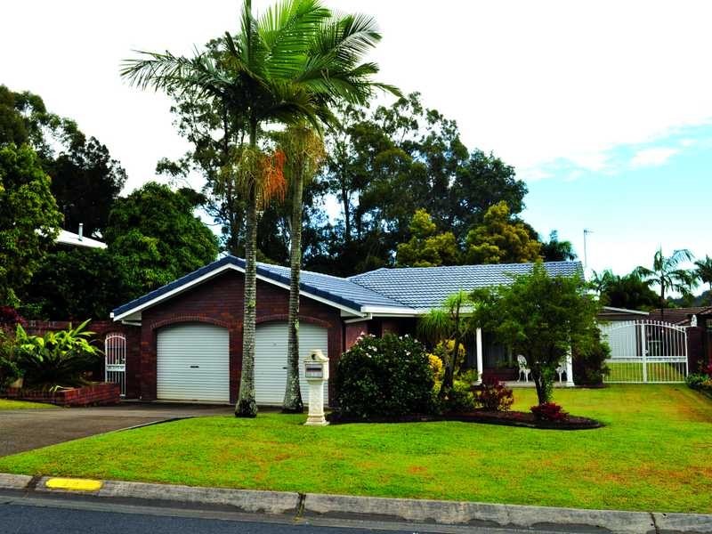 24 Currant Street, Elanora QLD 4221