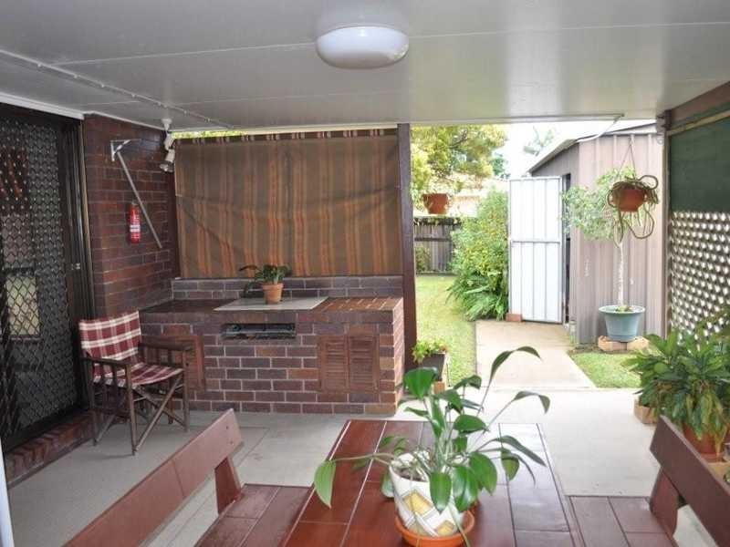 24 Currant Street, Elanora QLD 4221