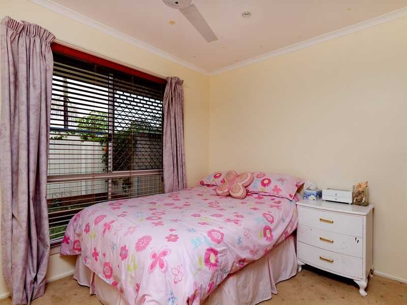 6 Holst Place, Currumbin Waters QLD 4223
