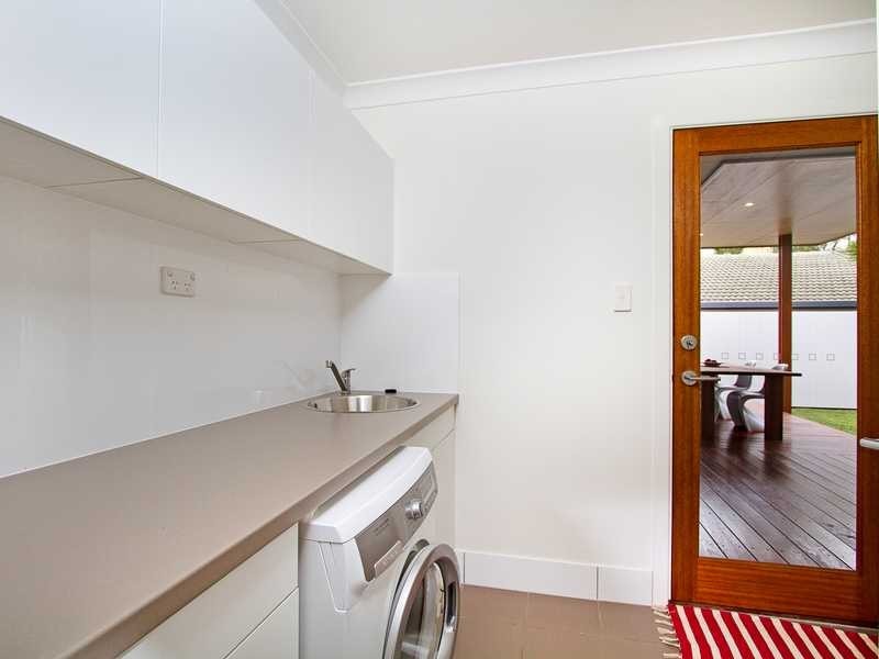 21 Melaleuca Drive, Palm Beach QLD 4221