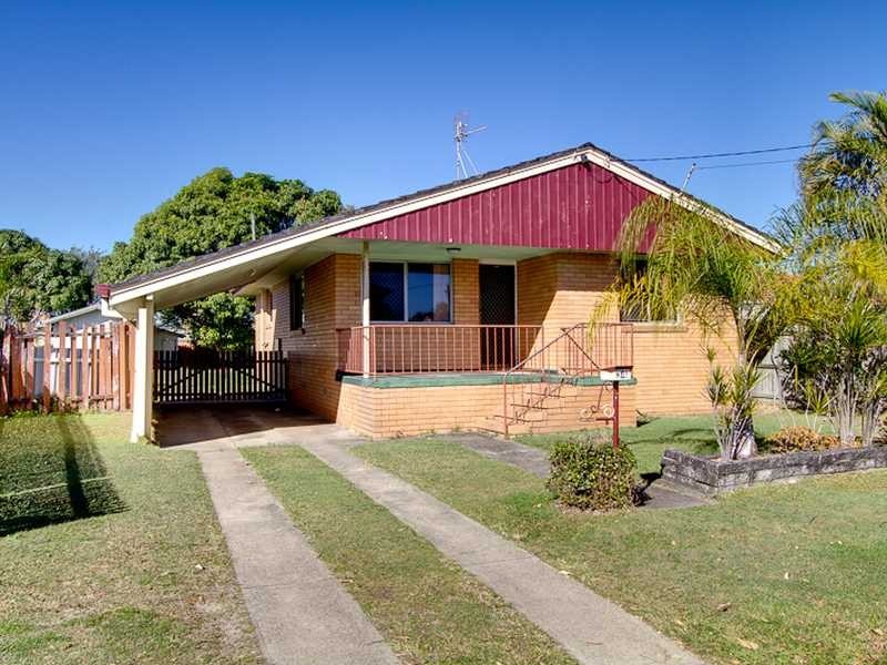 34 Tenth Avenue, Palm Beach QLD 4221