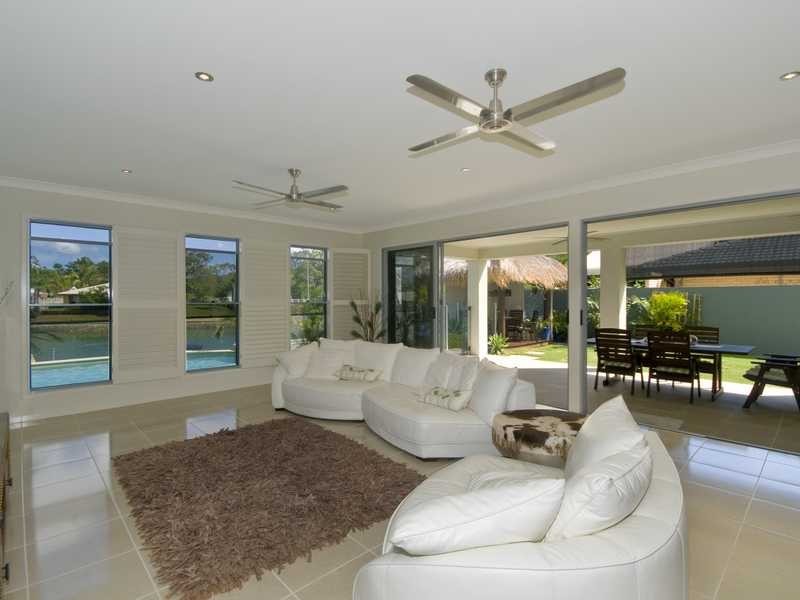 4 Melaleuca Drive, Palm Beach QLD 4221