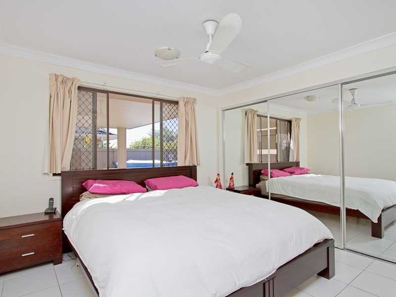 4 Ebony Place, Palm Beach QLD 4221
