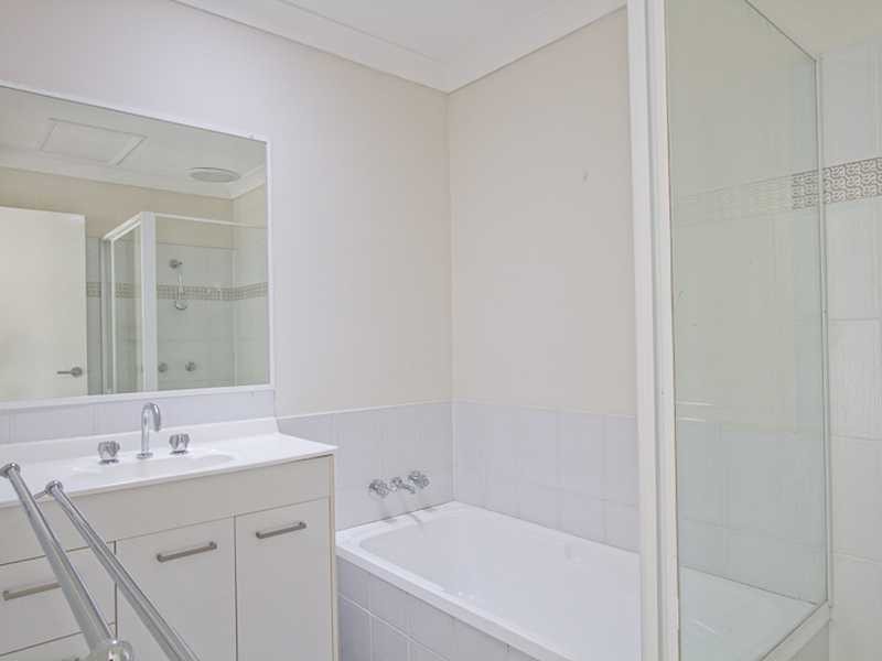 34/76 Hoffschildt Drive, Currumbin Waters QLD 4223