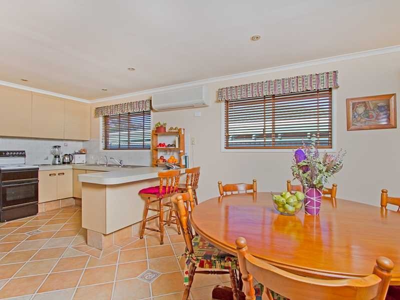 13 Seabrook Street, Elanora QLD 4221