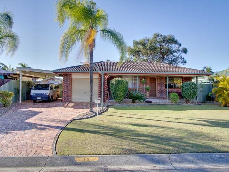 13 Seabrook Street, Elanora QLD 4221