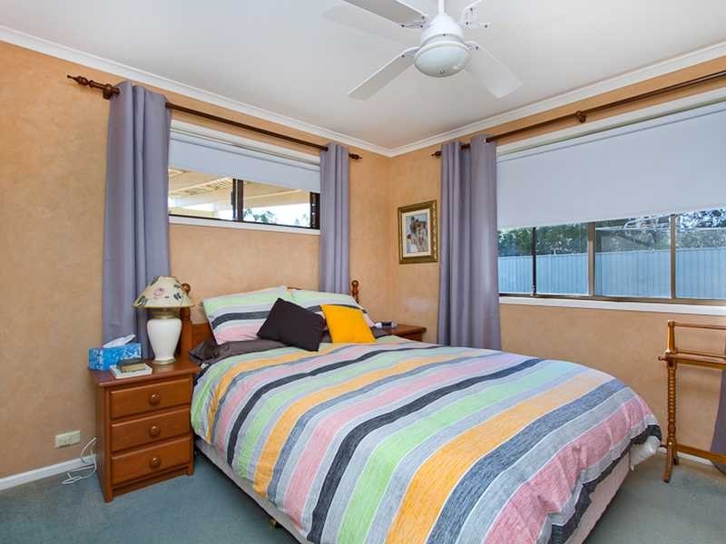 13 Seabrook Street, Elanora QLD 4221