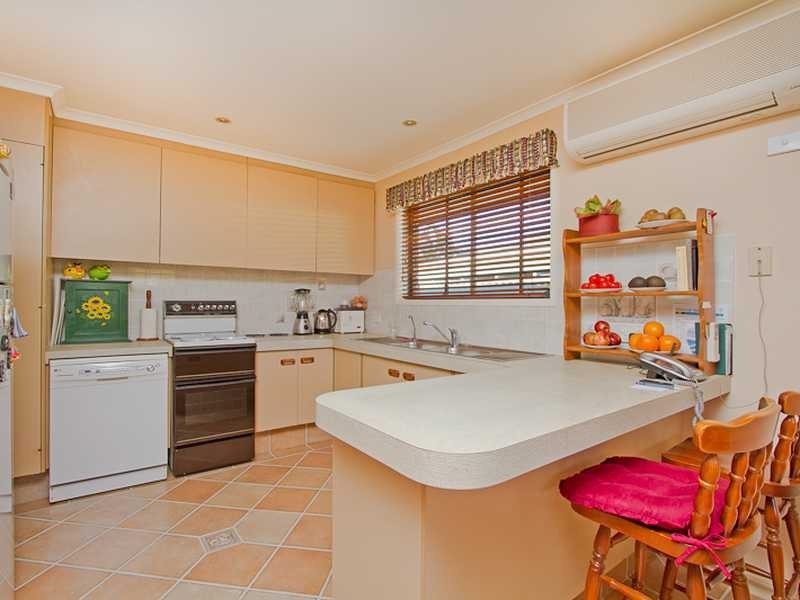 13 Seabrook Street, Elanora QLD 4221
