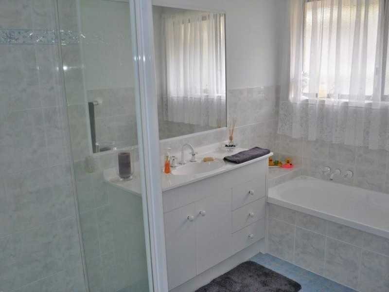 1 Kukulies Court, Currumbin Waters QLD 4223