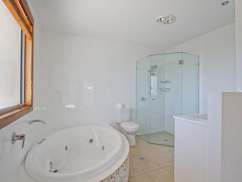 55 Sawtell Drive, Currumbin Waters QLD 4223