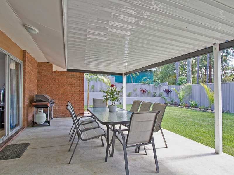 31 Darnel Street, Elanora QLD 4221