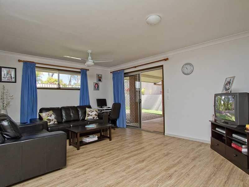 31 Darnel Street, Elanora QLD 4221