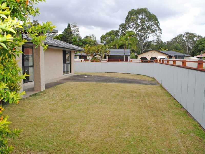 29 Japonica Drive, Palm Beach QLD 4221