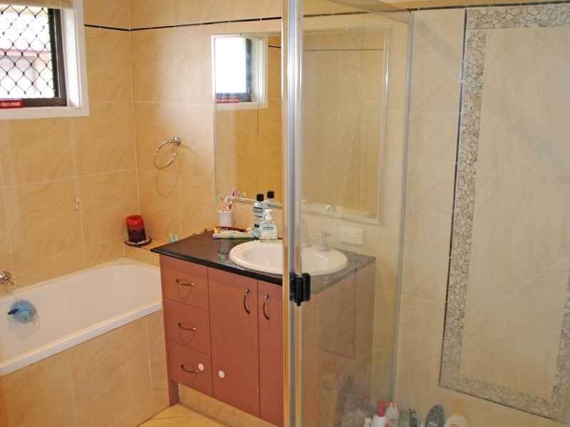 29 Japonica Drive, Palm Beach QLD 4221