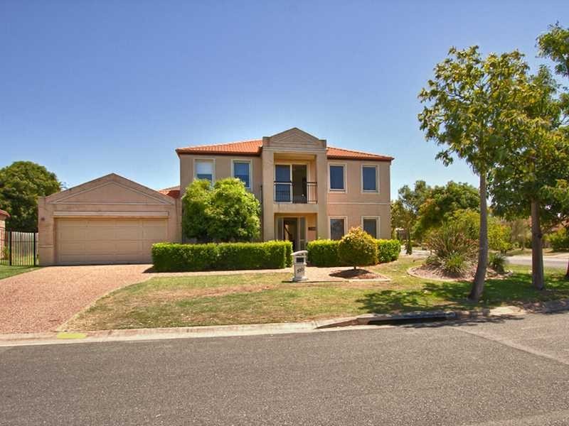 100 Silver Glade Drive, Elanora QLD 4221