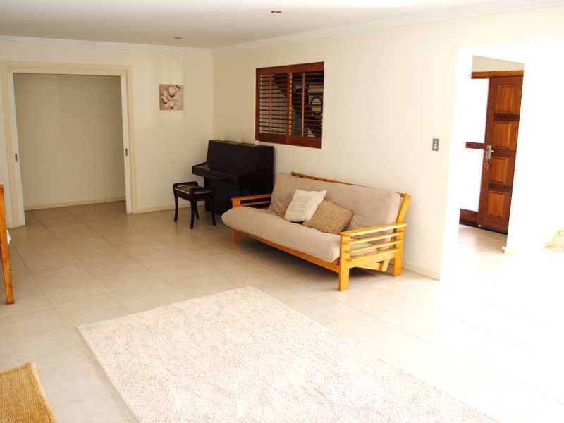 104 Parnki Parade, Palm Beach QLD 4221