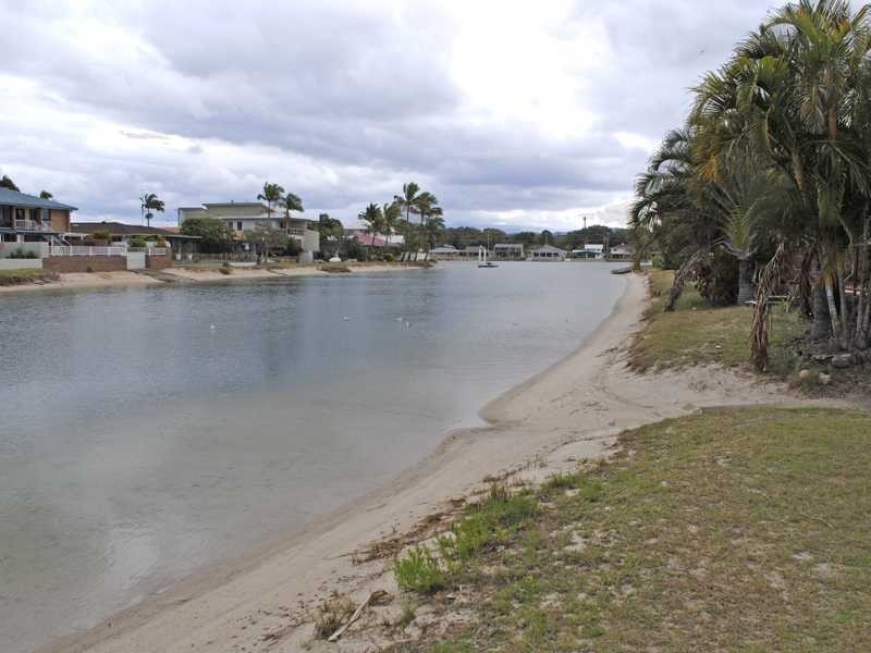 104 Parnki Parade, Palm Beach QLD 4221