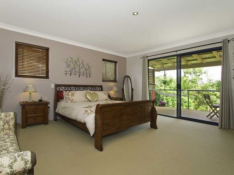 19 Nyoka Court, Elanora QLD 4221