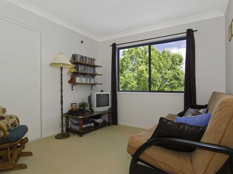 19 Nyoka Court, Elanora QLD 4221