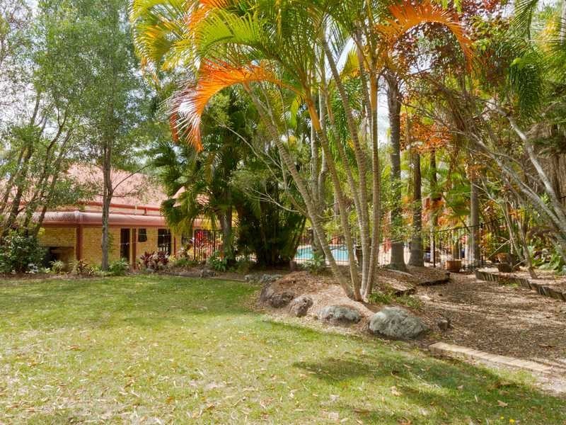 122 Tierney Drive, Currumbin Waters QLD 4223