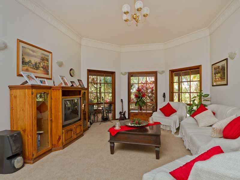 122 Tierney Drive, Currumbin Waters QLD 4223