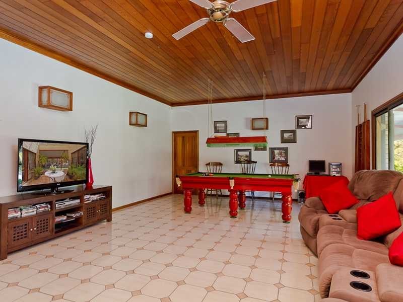 122 Tierney Drive, Currumbin Waters QLD 4223