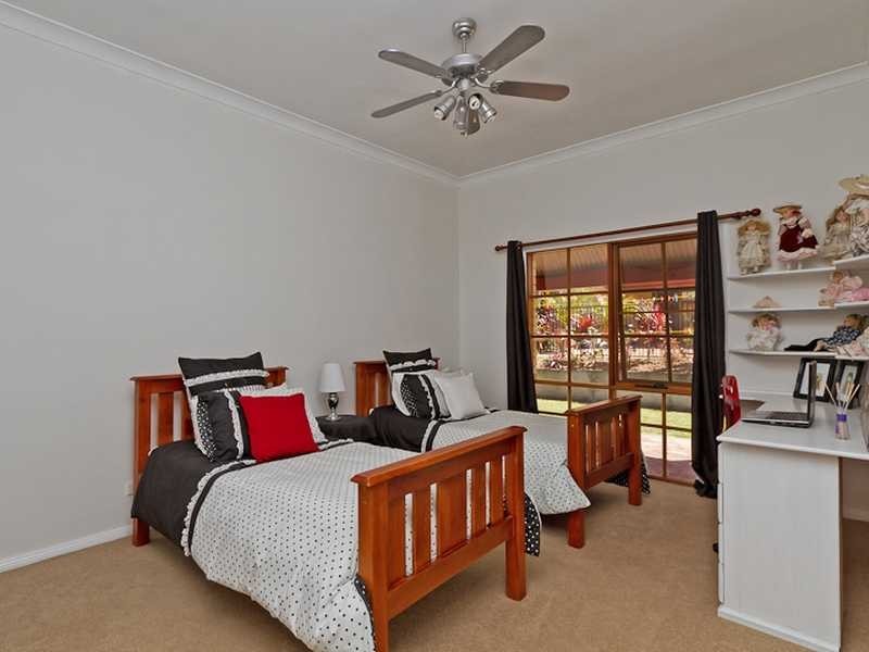 122 Tierney Drive, Currumbin Waters QLD 4223