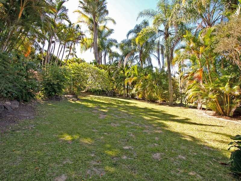 122 Tierney Drive, Currumbin Waters QLD 4223