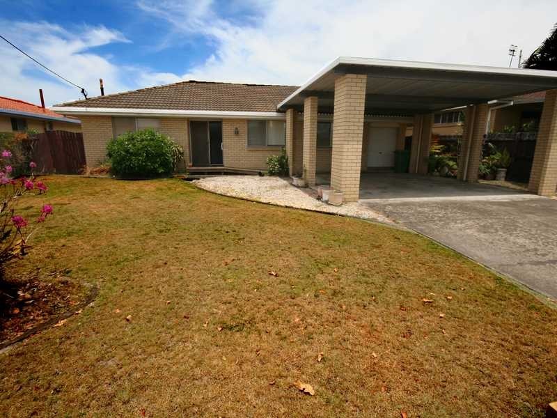 14 Barracuda Court, Palm Beach QLD 4221