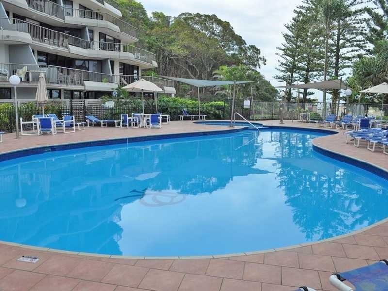 828 Pacific Parade, Currumbin QLD 4223