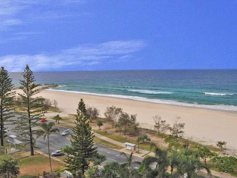 828 Pacific Parade, Currumbin QLD 4223
