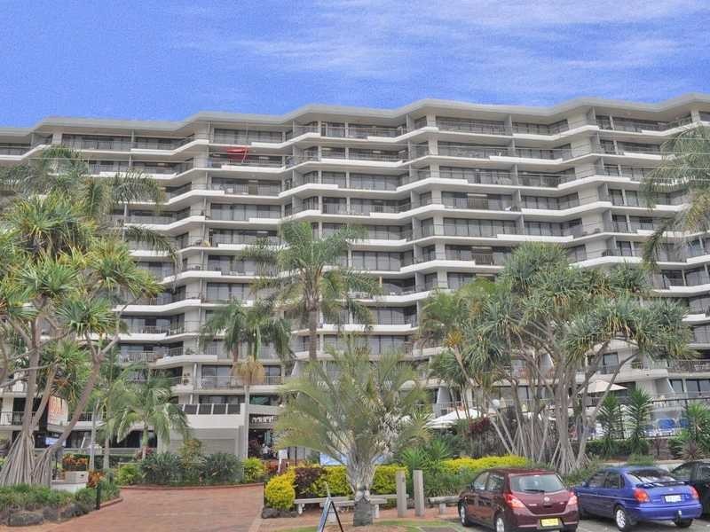 828 Pacific Parade, Currumbin QLD 4223