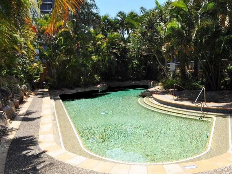 33/955 Gold Coast Highway, Palm Beach QLD 4221