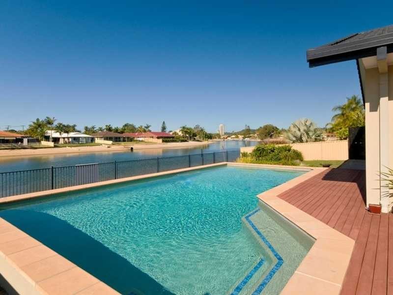 210 Mallawa Drive, Palm Beach QLD 4221