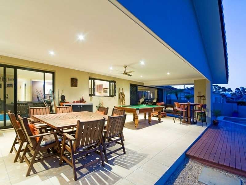 210 Mallawa Drive, Palm Beach QLD 4221