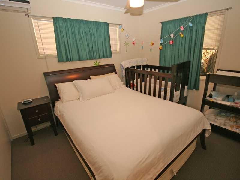 160 Tahiti Avenue, Palm Beach QLD 4221