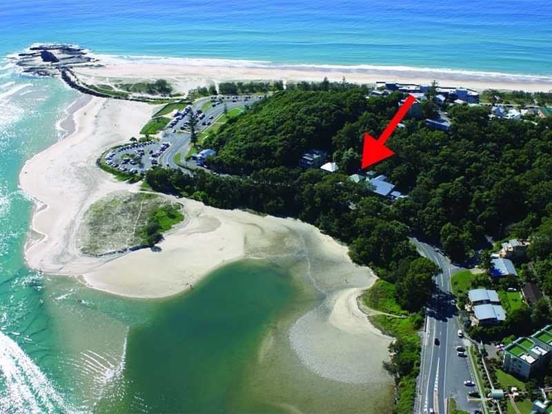 8 Duringan Street, Currumbin QLD 4223