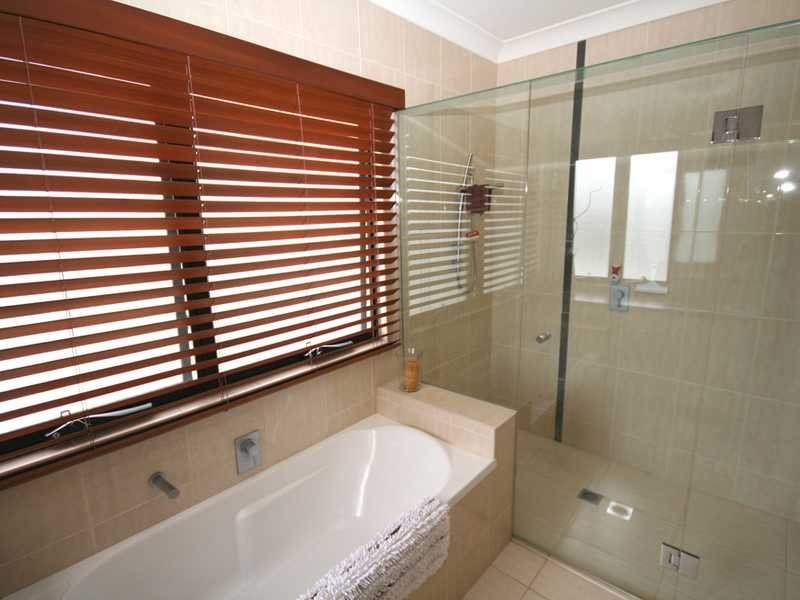 1/11 Tahiti Avenue, Palm Beach QLD 4221