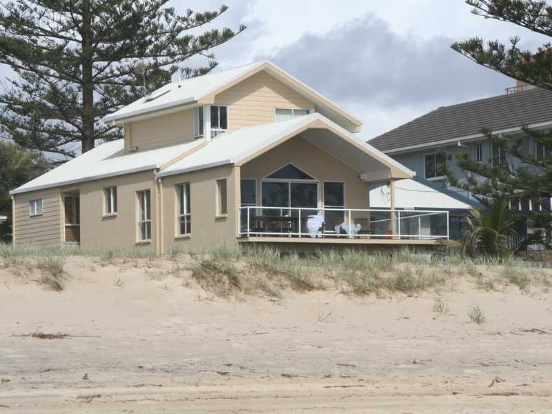 440 The Esplanade, Palm Beach QLD 4221