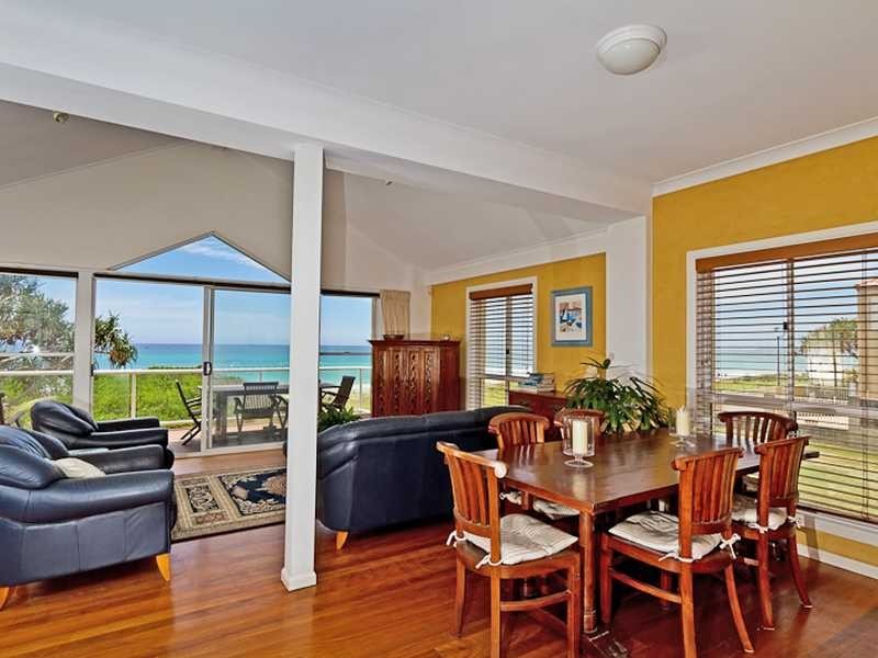 440 The Esplanade, Palm Beach QLD 4221